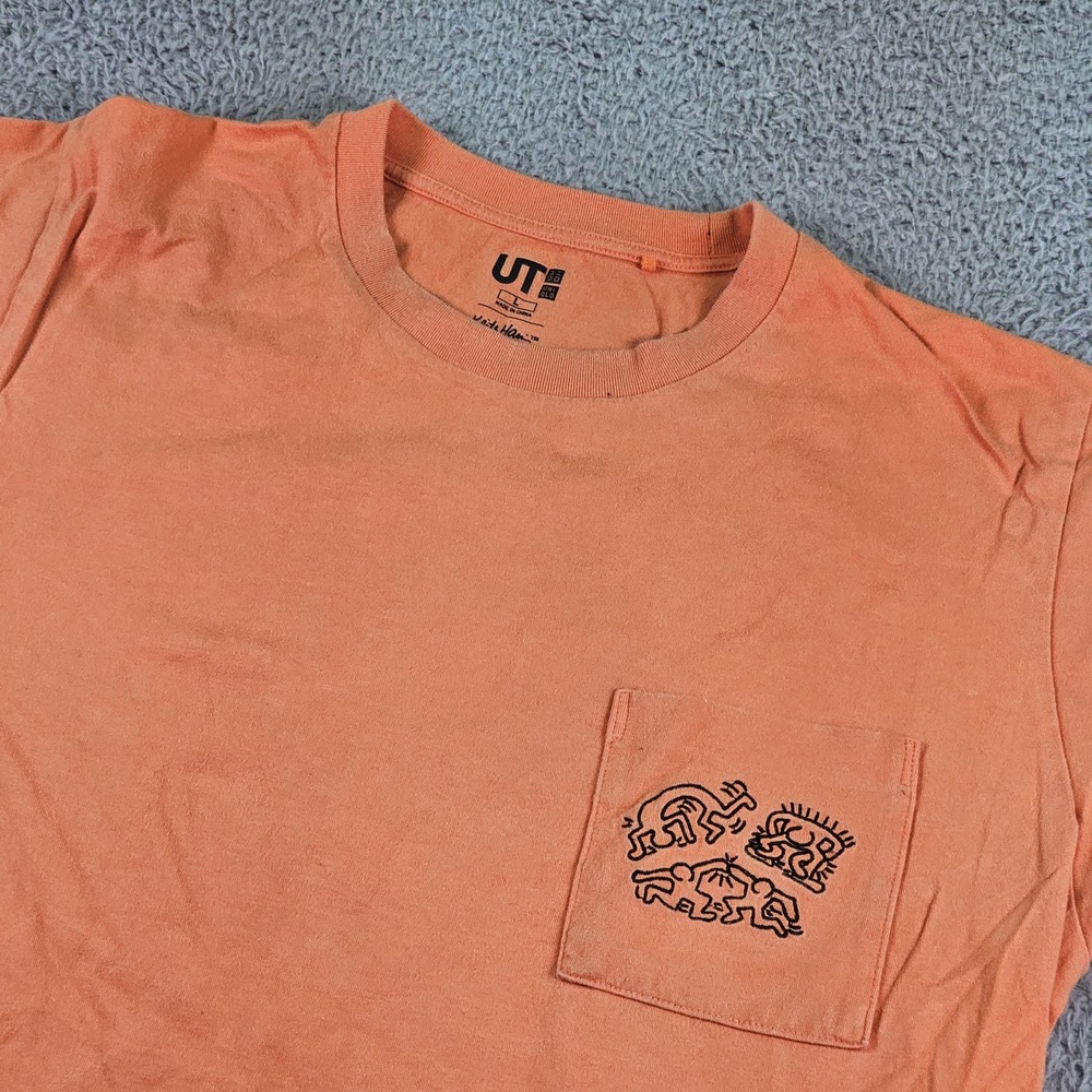 Uniqlo UT Keith Haring Shirt Mens Large Orange Pocket Graphic Art Cotton Tee